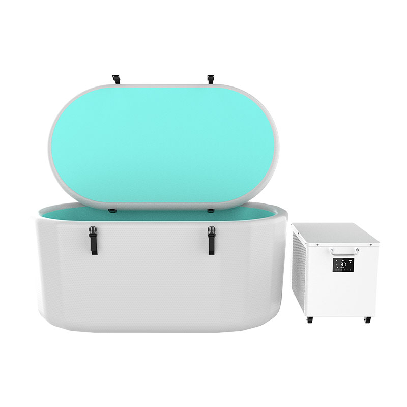 Suuri jääkylpylö allas kylmähoitoon