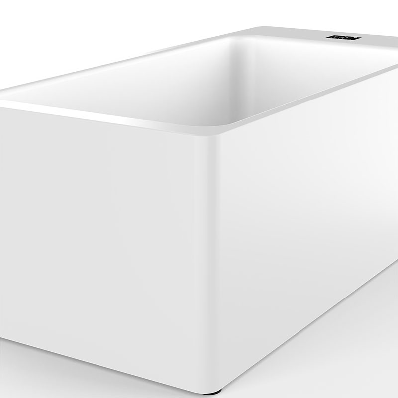 Akryylijääkylpyamme