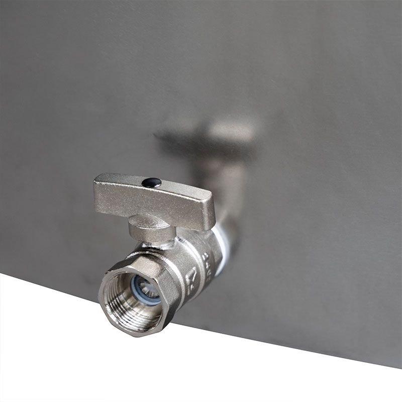 Täysin ruostumattomasta teräksestä valmistettu soikea kylmäallas