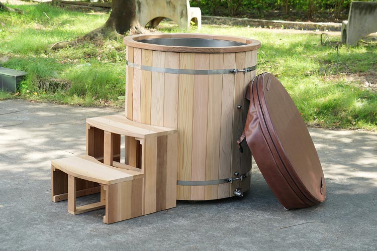 Luxury Cold Plunge Barrel for Gyms and Spas