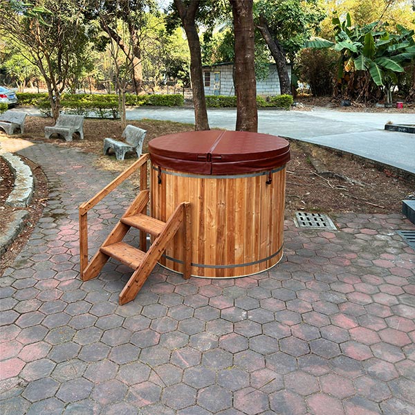 Deep Immersion Size Cold Bathtub with 304 Stainless Steel Liner