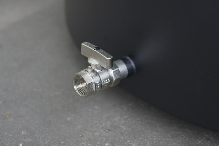 Reinforced 304 Stainless Steel Black Cold Plunge Tub