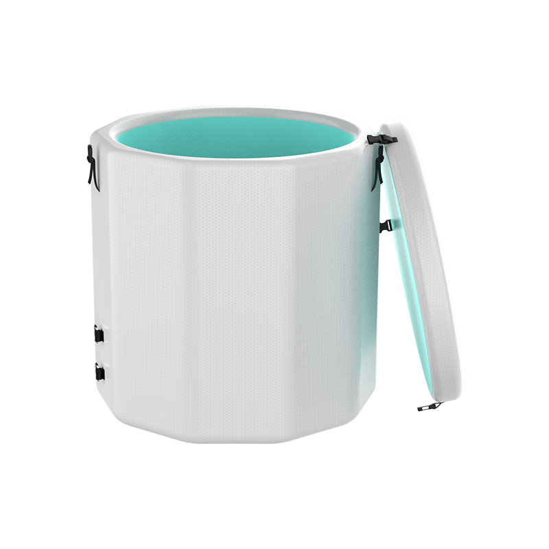 Puhallettava jään syöksy kylmän kylpylän palautumiseksi